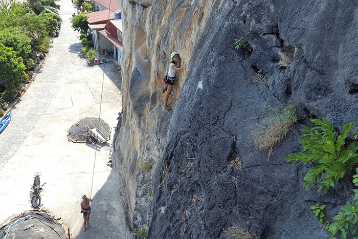 10 things to do in Cat Ba island climbing
